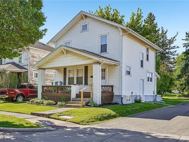 112 E Spring Avenue, Bellefontaine, OH 43311 Photo 1