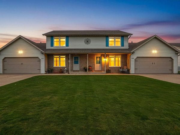 1319 FRANCO COURT, De Pere, WI 54115