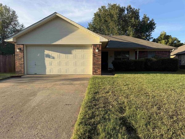 3970 Cirrus Drive , Conway, AR 72034