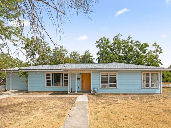 1907 Paige ST, Georgetown, TX 78626