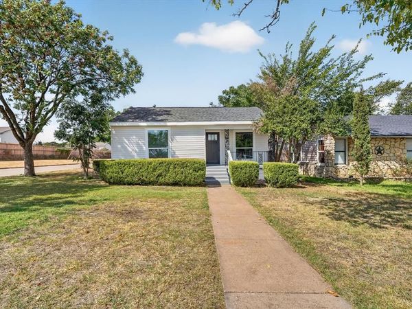 4044 Stanley Avenue , Fort Worth, TX 76110