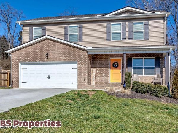 6010 Freebird Lane, Knoxville, TN 37912