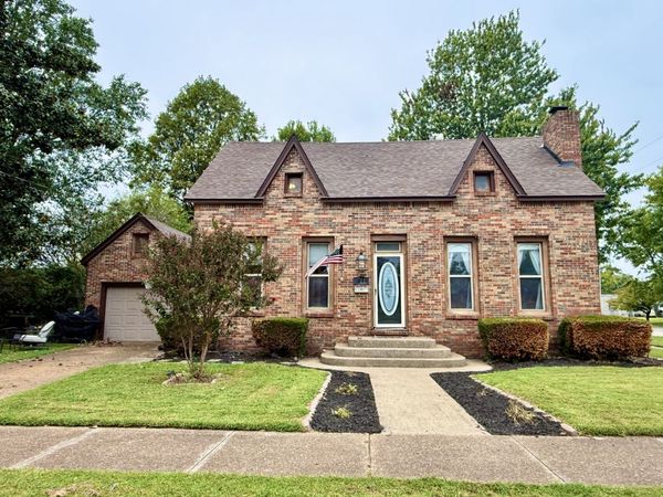 621 Metropolis Street, Metropolis, IL 62960