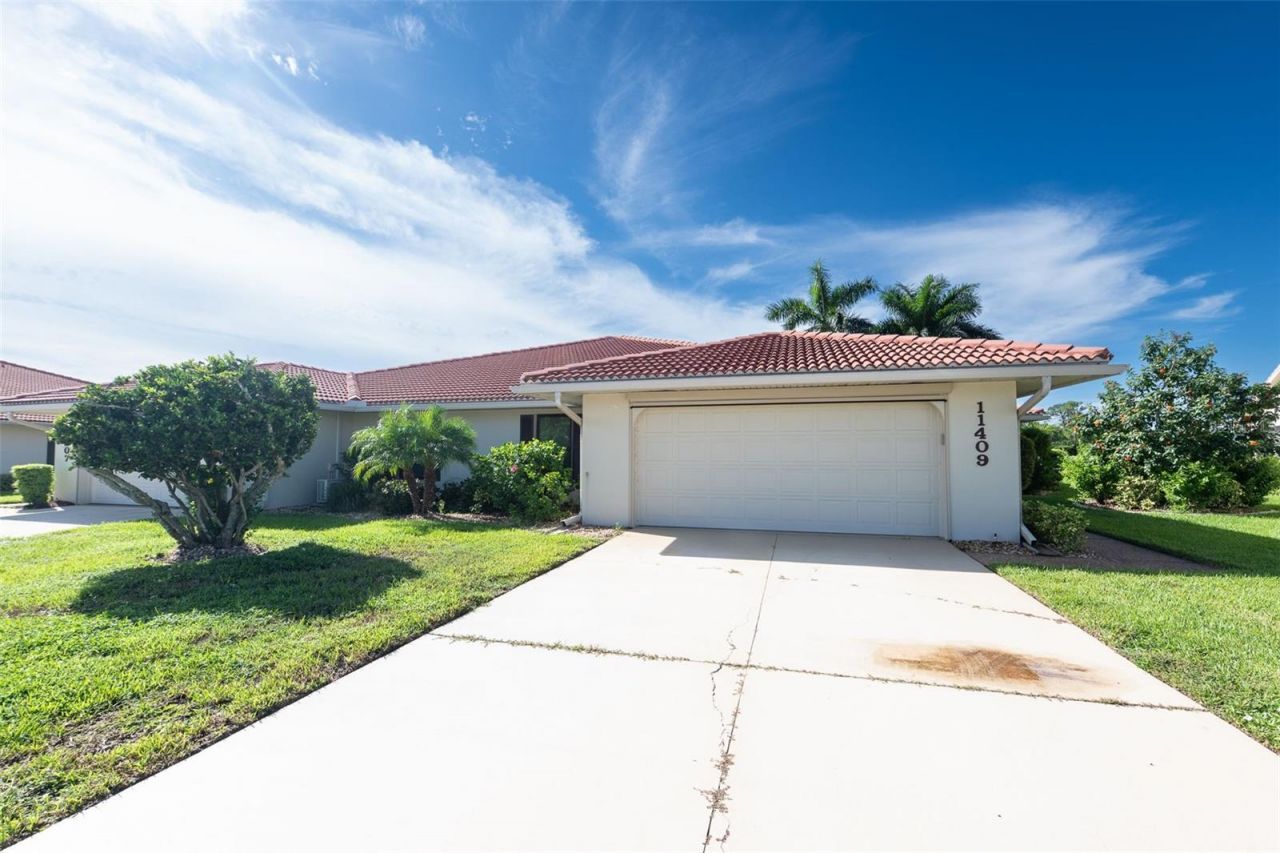 11409 SW Courtney Drive , Lake Suzy, FL 34269 Photo