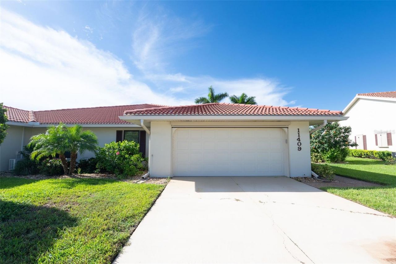 11409 SW Courtney Drive , Lake Suzy, FL 34269 Photo