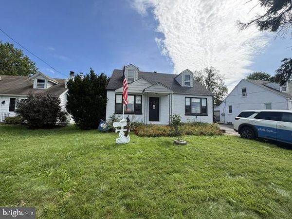 833 S CEDAR ROAD , JENKINTOWN, PA 19046