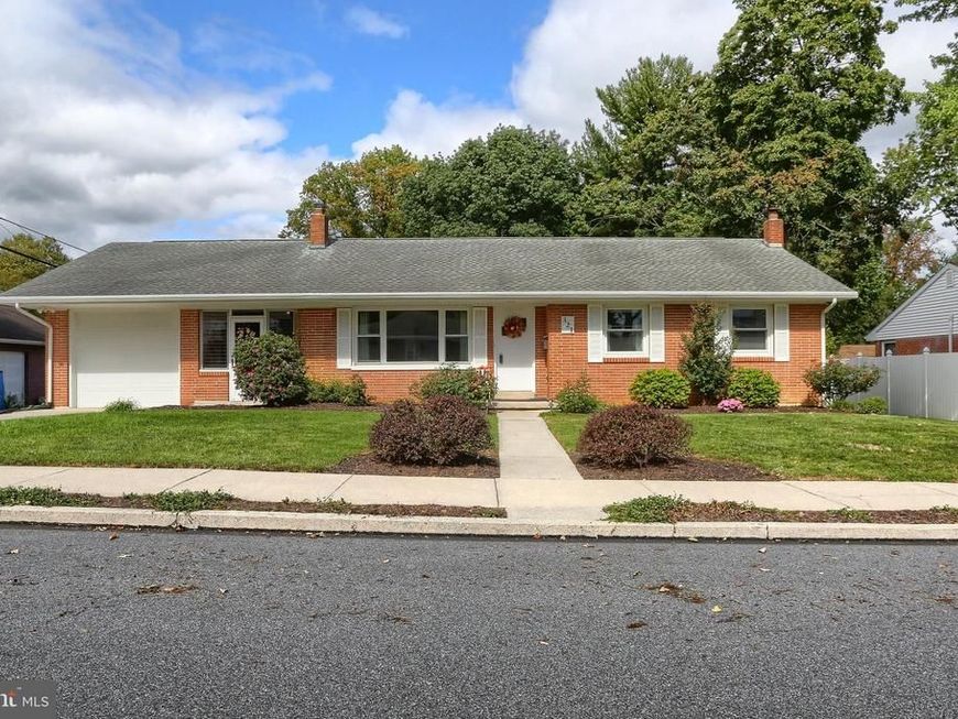 321 E Walnut Street, Palmyra, PA 17078 Main Photo