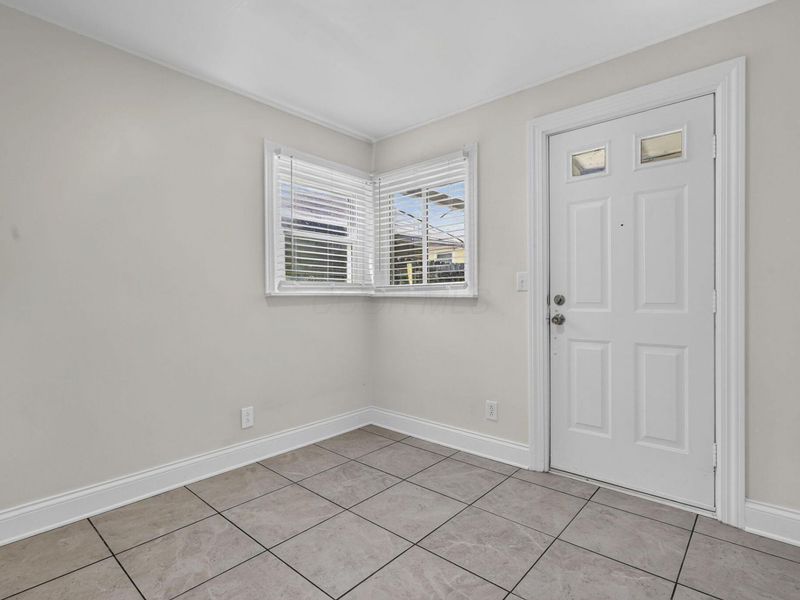 2820 Hiawatha Street , Columbus, OH 43211 Photo 10