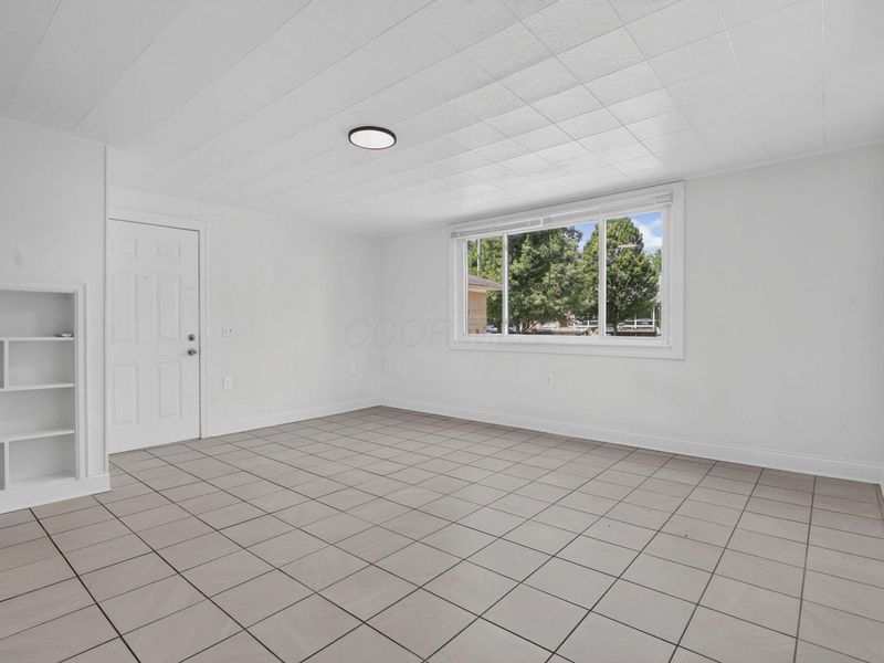 2820 Hiawatha Street , Columbus, OH 43211 Photo 5