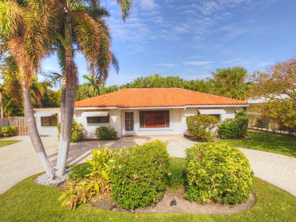 127 Bravado Lane, West Palm Beach, FL 33404