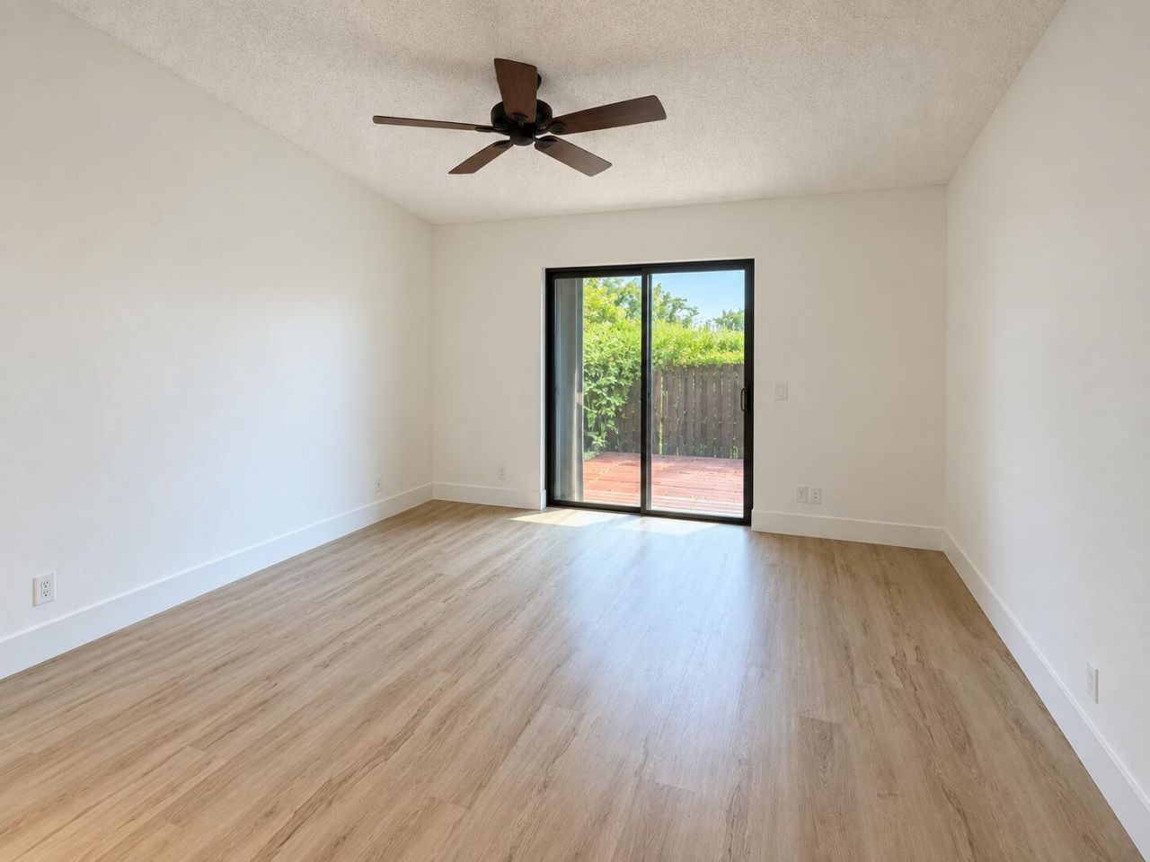 9815 Watermill Circle, Unit F, Boynton Beach, FL 33437 Photo