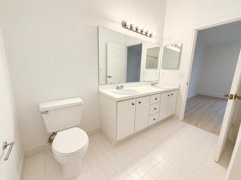 9815 Watermill Circle, Unit F, Boynton Beach, FL 33437 Photo