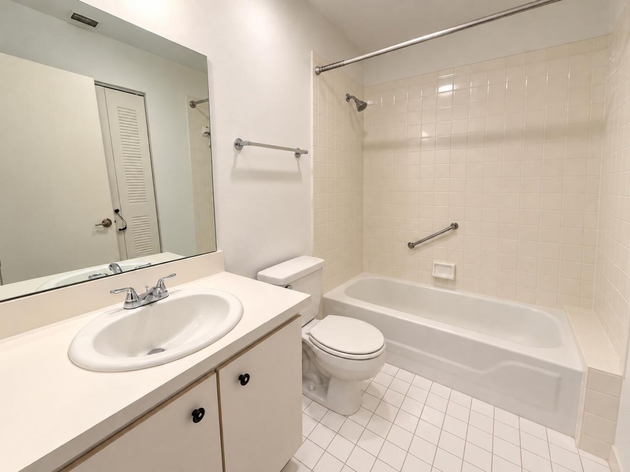 9815 Watermill Circle, Unit F, Boynton Beach, FL 33437 Photo