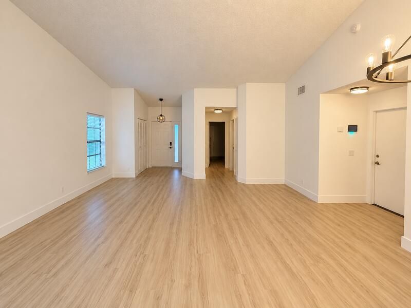 9815 Watermill Circle, Unit F, Boynton Beach, FL 33437 Photo