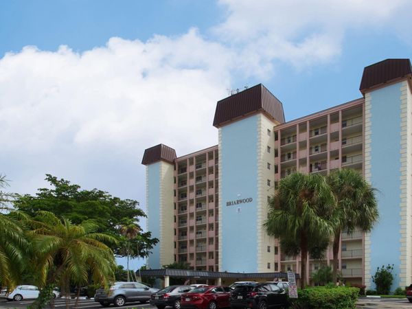 3575 Broken Woods Drive, Unit 301, Coral Springs, FL 33065