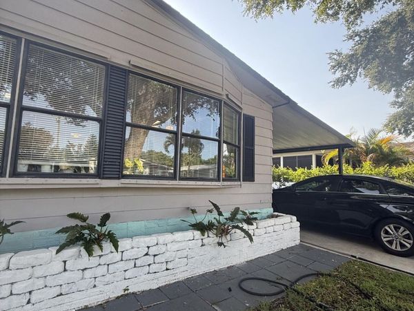 6761 NW 44th Avenue, Coconut Creek, FL 33073