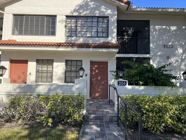 9632 SILLS Drive E, Unit 204, Boynton Beach, FL 33437