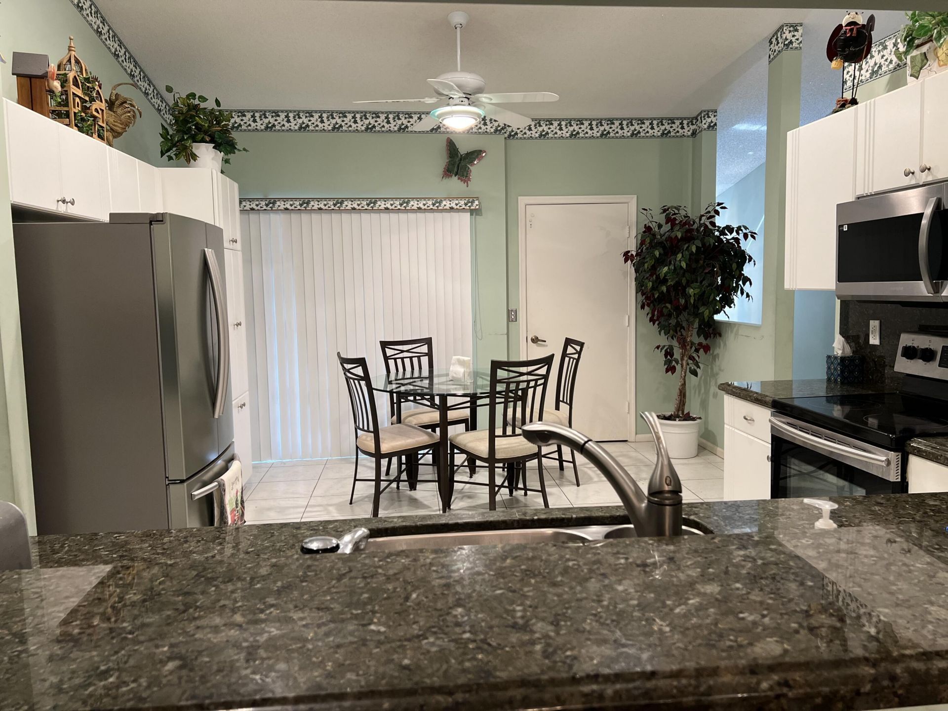 9632 Sills Drive E, Unit 204, Boynton Beach, FL 33437 Photo