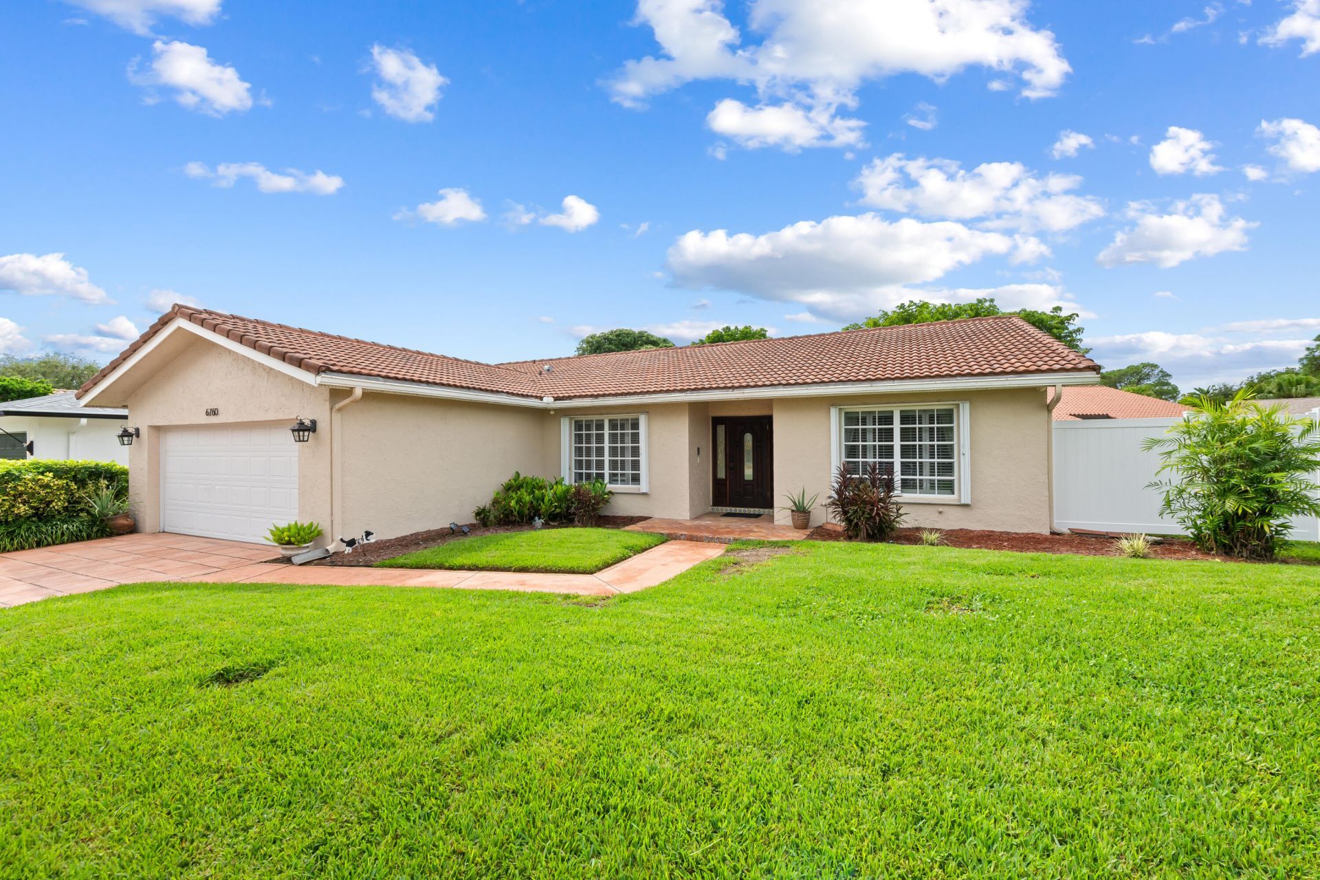 6760 Hollandaire Drive W, Boca Raton, FL 33433 Photo