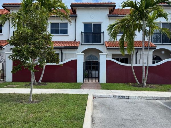 3536 NW 29TH Place, Unit 3536, Lauderdale Lakes, FL 33311