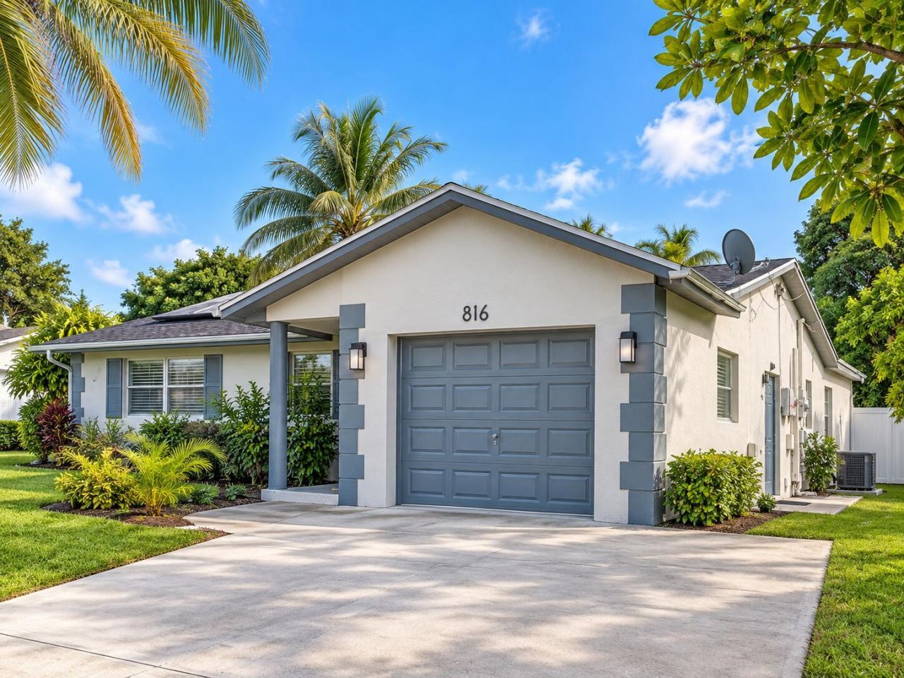 816 NW 8th Avenue, Boynton Beach, FL 33426 Photo