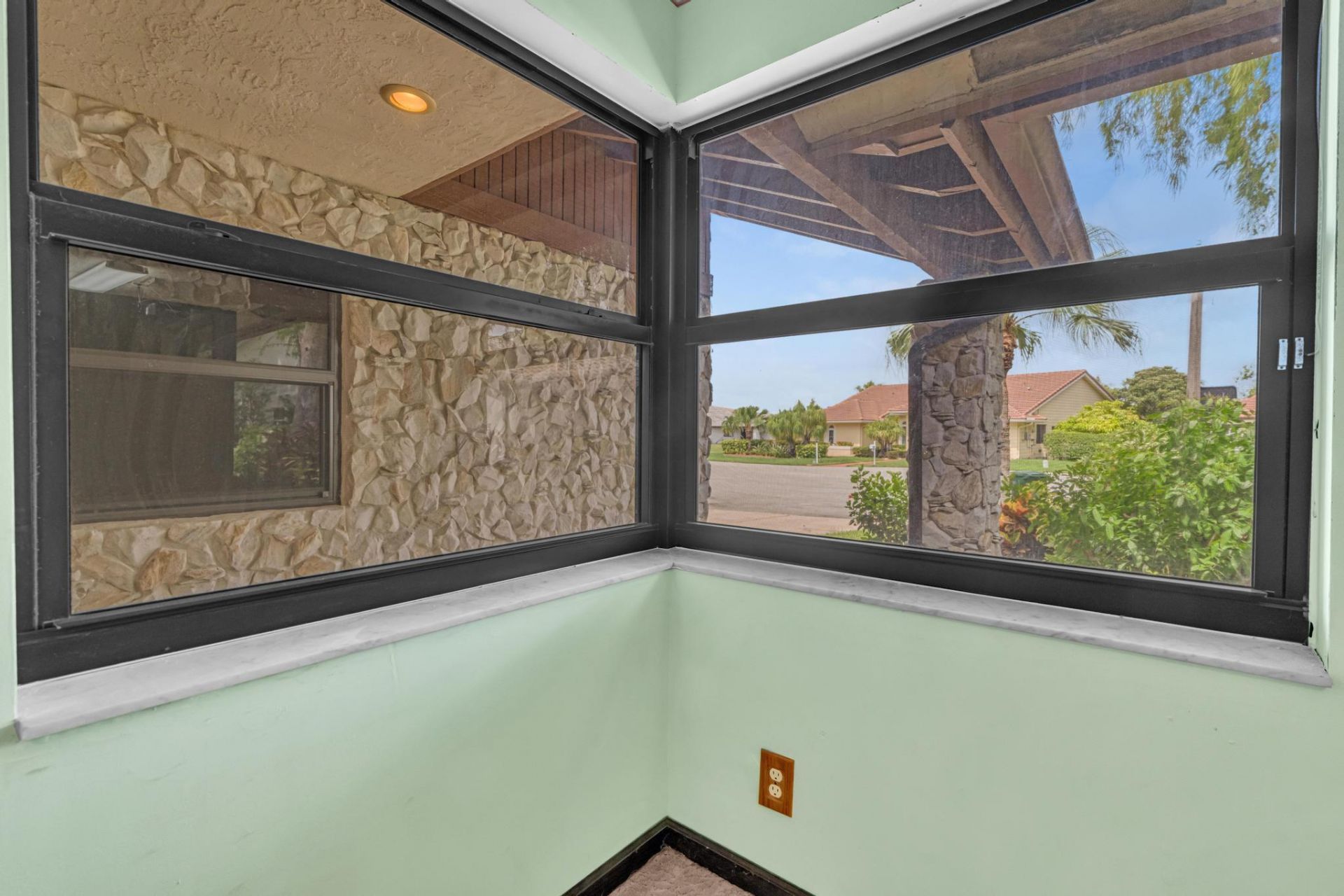 7908 NW 85th Terrace, Tamarac, FL 33321 Photo