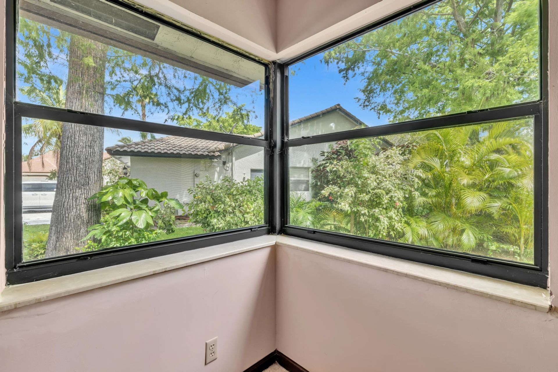 7908 NW 85th Terrace, Tamarac, FL 33321 Photo