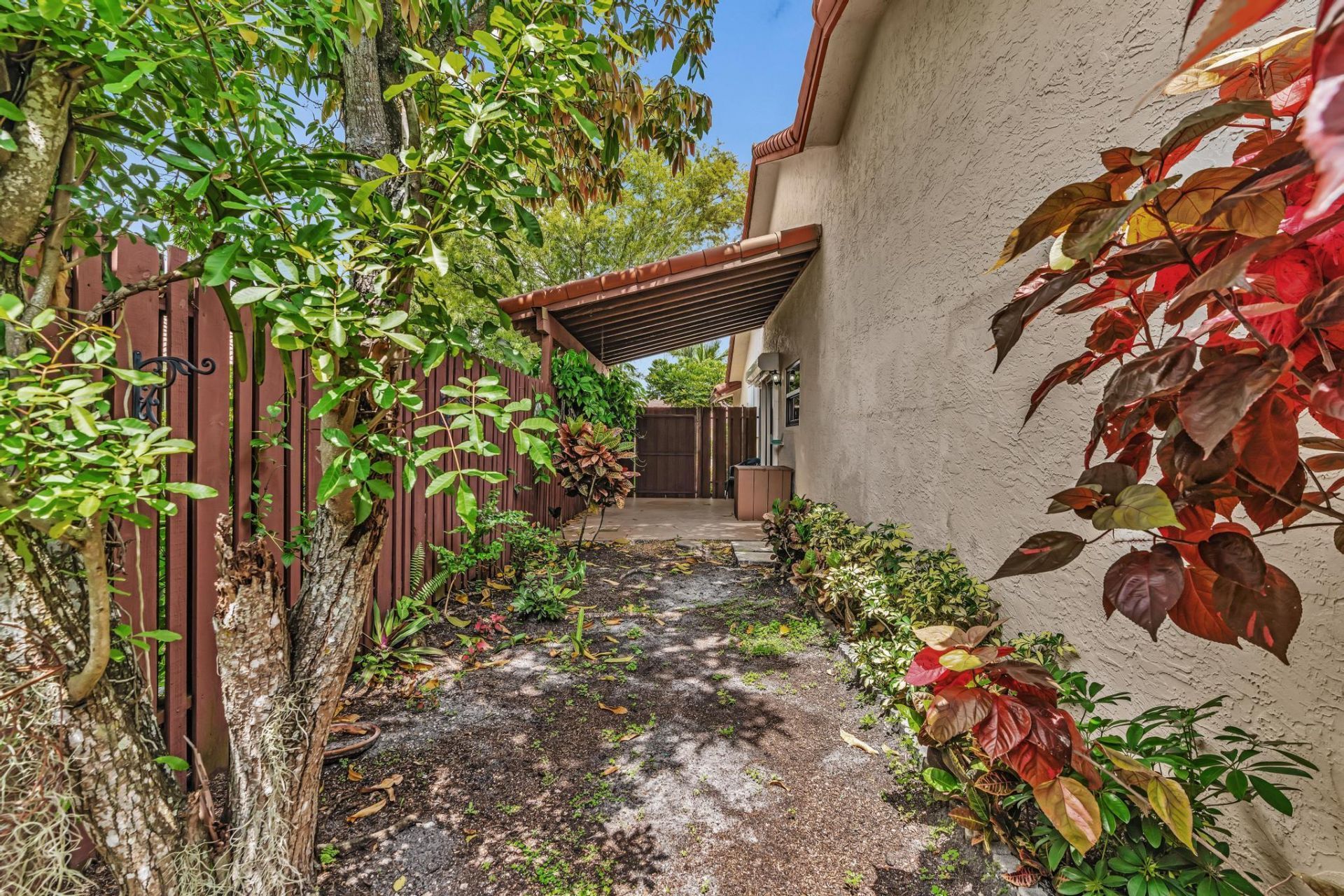 7908 NW 85th Terrace, Tamarac, FL 33321 Photo