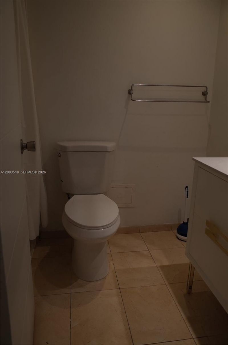 1255 Collins Ave, Unit 302, Miami Beach, FL 33139 Photo