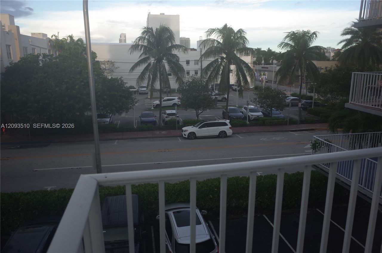1255 Collins Ave, Unit 302, Miami Beach, FL 33139 Photo