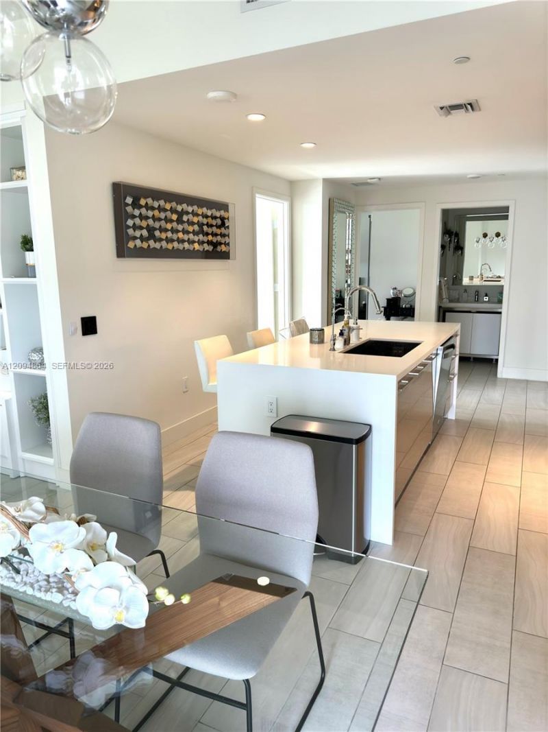 2000 Metropica Way , Unit 2109, Sunrise, FL 33323 Photo