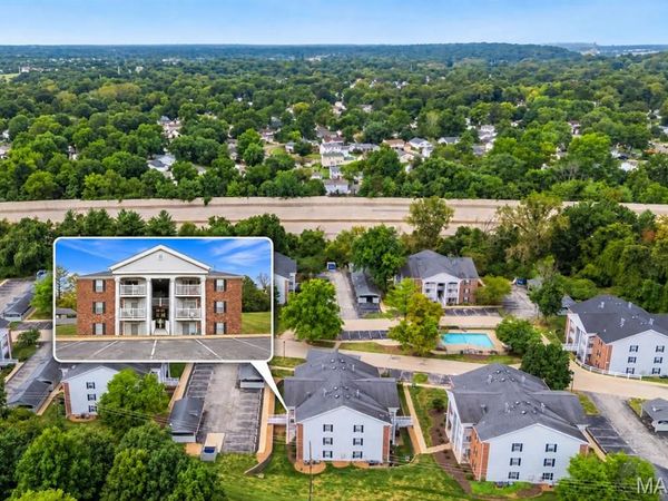 1936 Marine Terrace Drive, Unit K, Maryland Heights, MO 63146