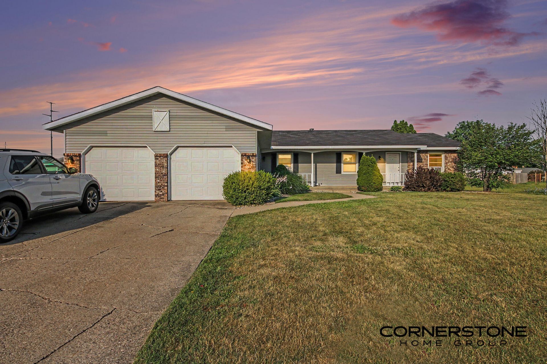 5991 Valley Ln Drive Se, Kentwood, MI 49508 Main Photo