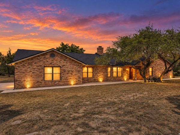 32976 Stahl Ln, Bulverde, TX 78163