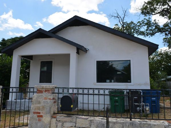 302 W LUBBOCK ST, San Antonio, TX 78204