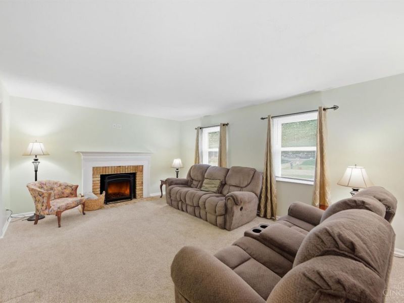 1086 Kimberly Lane, Miami Township, OH 45150 Photo 8