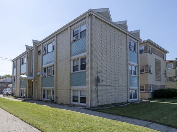 1921 S Harlem Avenue, Berwyn, IL 60402