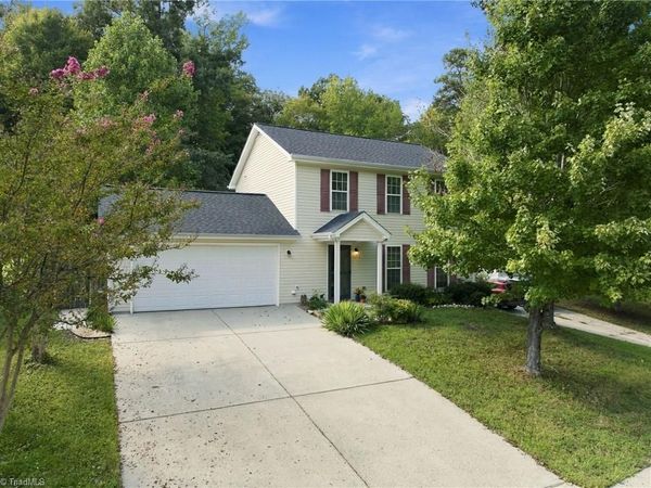 1602 Hargrove Drive , McLeansville, NC 27301