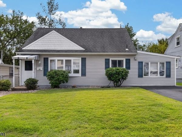 107 Cherry St, Woodbridge, NJ 08830