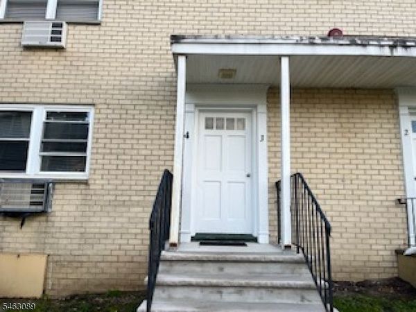 406 Cranbury Rd Apt 3, East Brunswick, NJ 08816