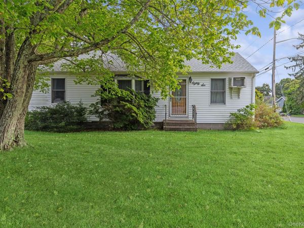 86 Log Road , Patchogue, NY 11772