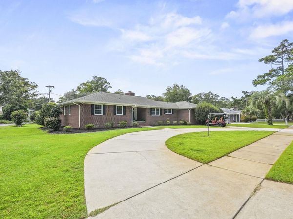 401 Poinsett Rd., Myrtle Beach, SC 29577