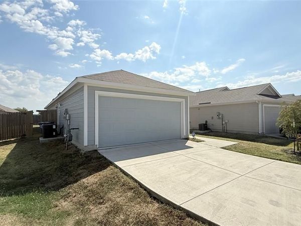 1005 Desert Willow Drive, Princeton, TX 75407