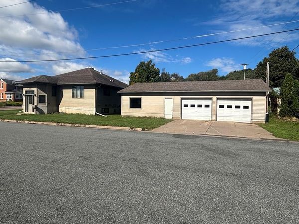 105 1st Street, Arcadia, WI 54612