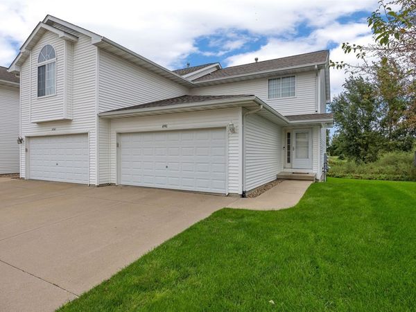 4590 Snowgoose Court , Marion, IA 52302