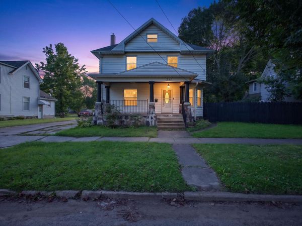 211 Orange Street, Jackson, MI 49202