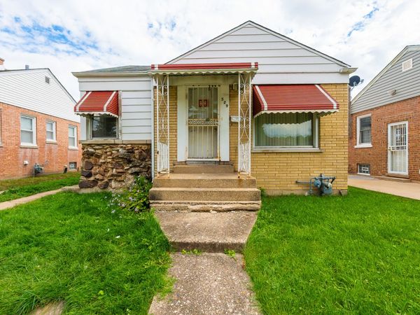 529 49th Avenue, Bellwood, IL 60104
