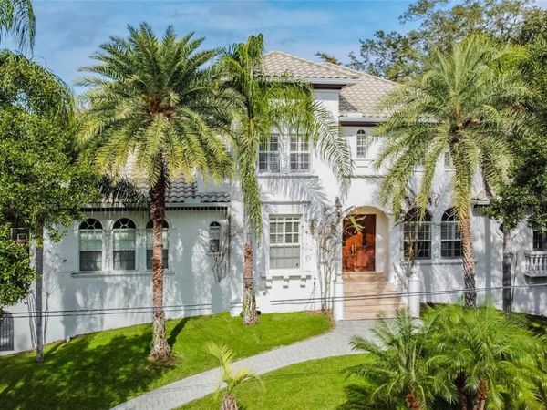 2507 W GARDNER COURT , TAMPA, FL 33611