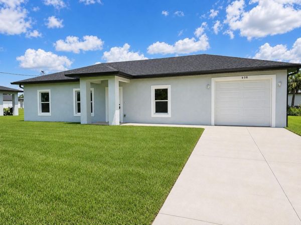 749 PACIFIC STREET , LAKE PLACID, FL 33852