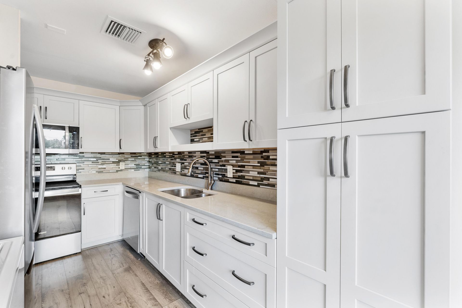 1160 Mahogany Way, Unit 103, Delray Beach, FL 33445 Photo